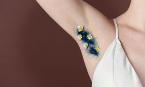 Été, poils, pouvoir : faut-il s’épiler ou rester sauvage ? Un article satirique pour trancher entre laser, rasoir et rébellion capillaire.